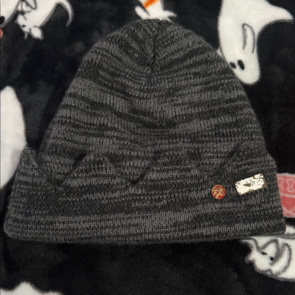 Hot Topic Riverdale Gray Knit Beanie. New no tags